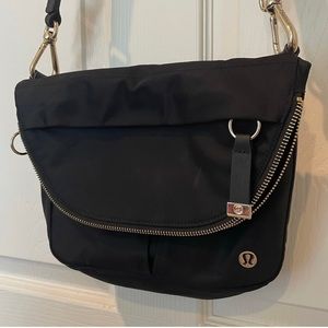 Lululemon All Night Festival Bag